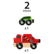 One green car and one red tow truck, on a white background with text indicating quantity (2 pieces).