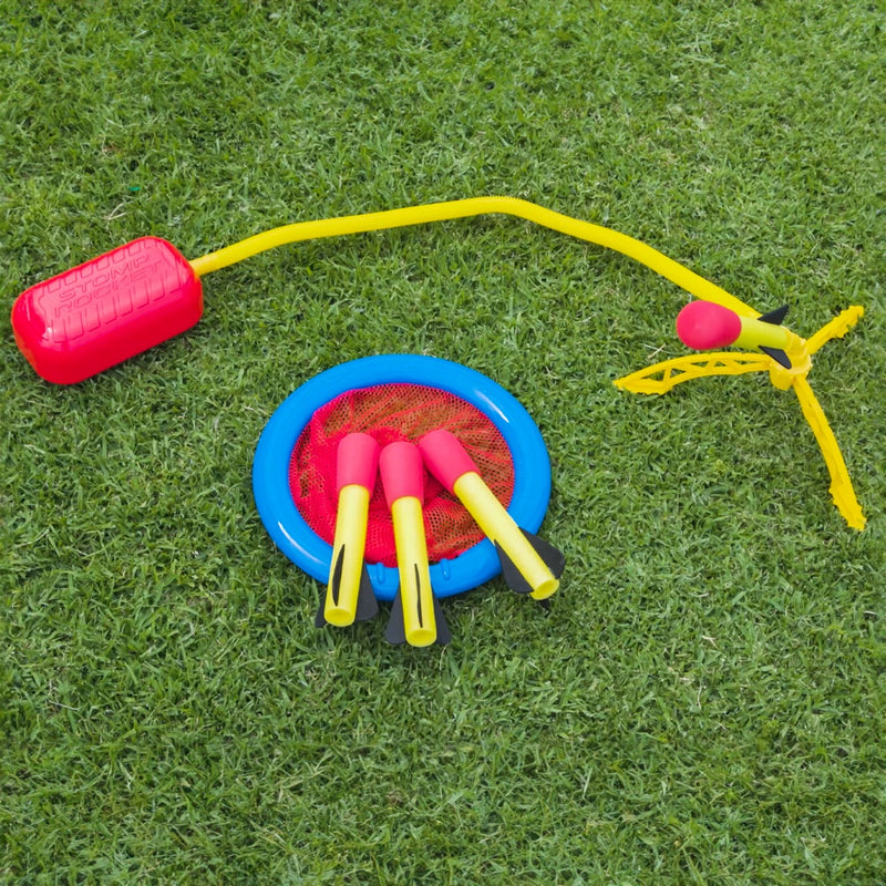 Launcher, stomp pad, four rockets and catching net.