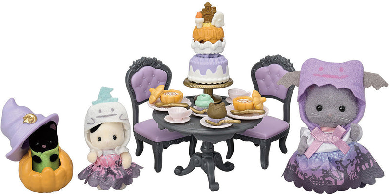 Halloween party playset with animal figures, table, chairs and cake accessories